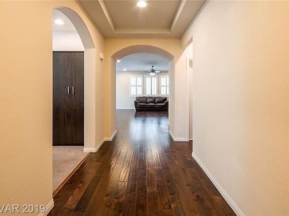 2nd image of 617 Viale Machiavelli Ln