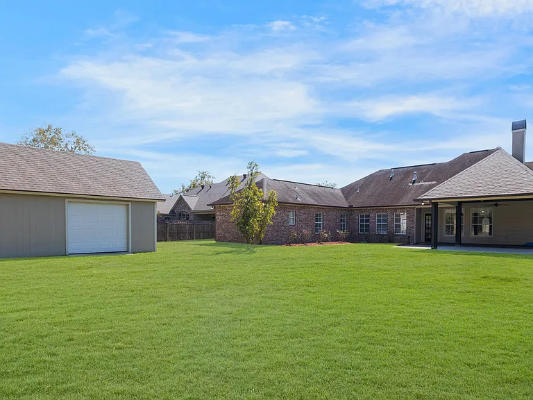 106 Anslem Dr — Photo 25