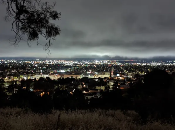 6871 Simson St, Oakland, CA 94605