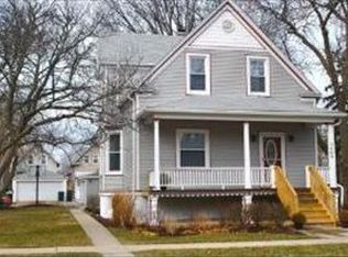 3608 Vernon Ave, Brookfield, IL 60513