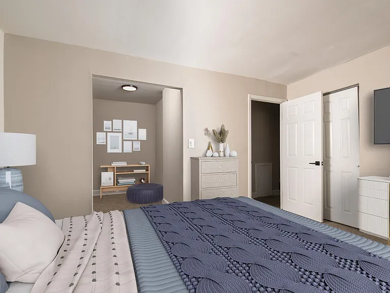 Liberty Pointe — Photo 12