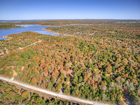 2nd image of 4 E 1165th Rd