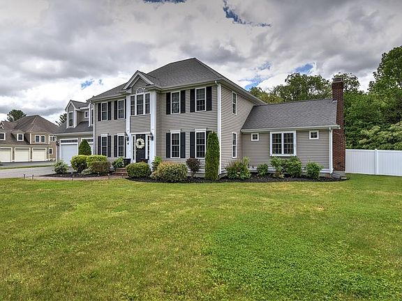 3rd image of 6 Settlers Dr