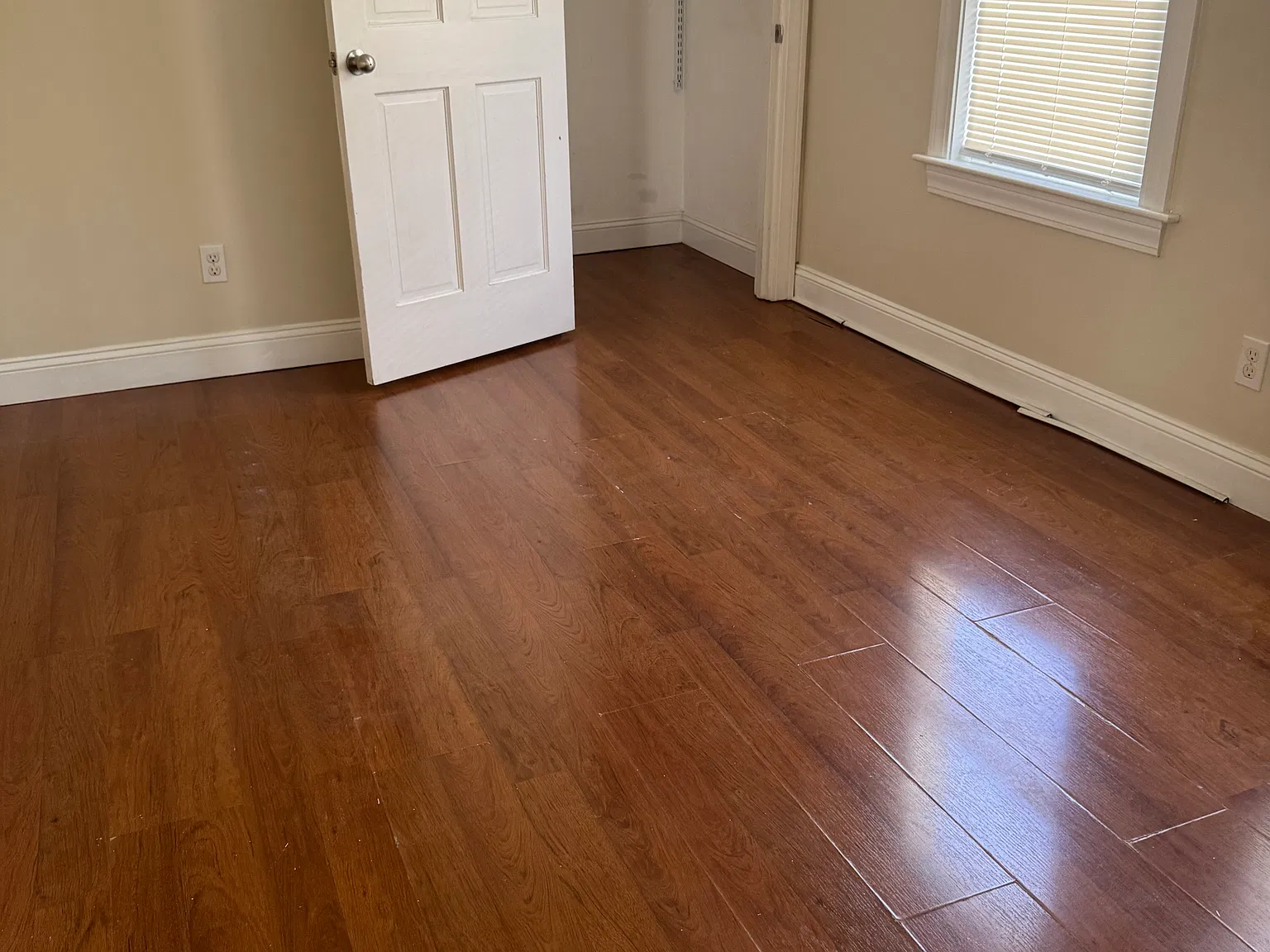 2 bed, 1100 sqft, $3,200 — Photo 4