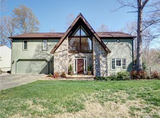 857 Old Bell Rd, Charlotte, NC 28270