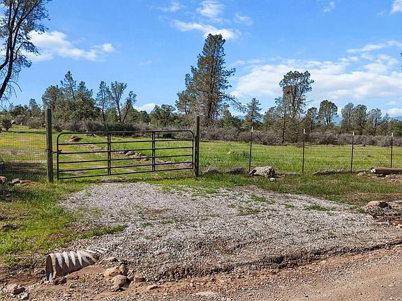 2nd image of Lack Creek Dr