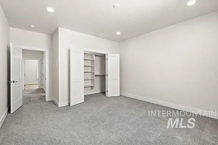 8260 SW El Camino Ct — Photo 2