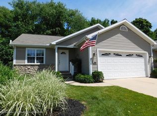 2510 Arbor Forest Dr, Lansing, MI 48910