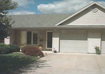 1st image of 324 Dixon Ave