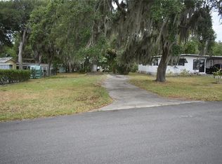 11 Williamsburg Ln #A, Wildwood, FL 34785