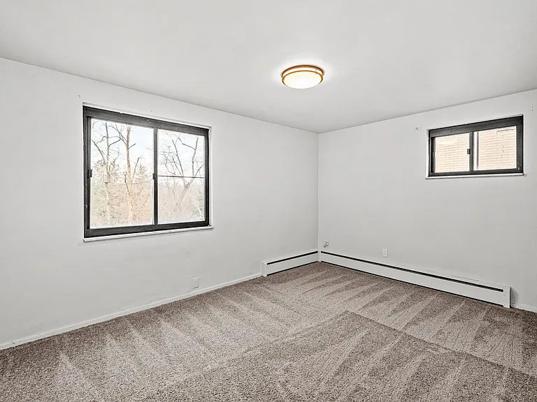 Lindberg Apartments — Photo 17