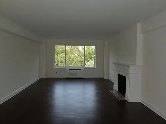 Rented by essential NEW YORK Real Estate | media 24