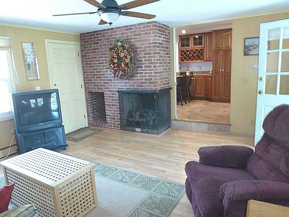 2nd image of 11 Tanglewood Dr