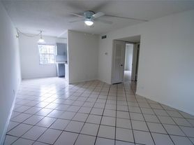 1505 SW 2nd St
