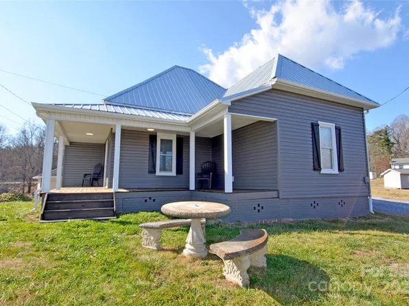 150 Hoyle St #7, Marion, NC 28752