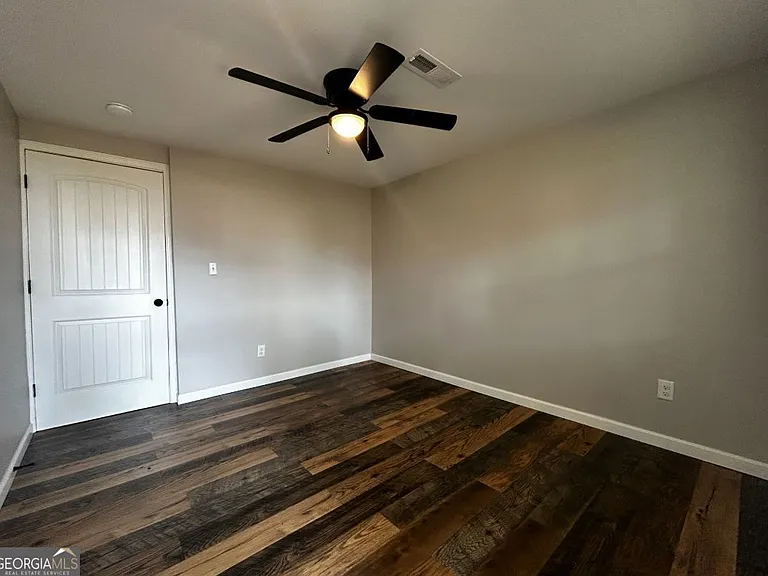 418 Walter St NW #4 — Photo 6