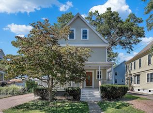 13 Weir St, Newton, MA 02466