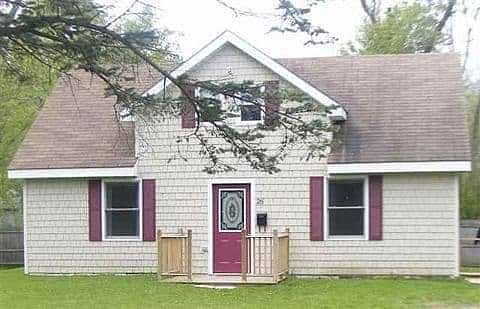1st image of 26 Mechanic St
