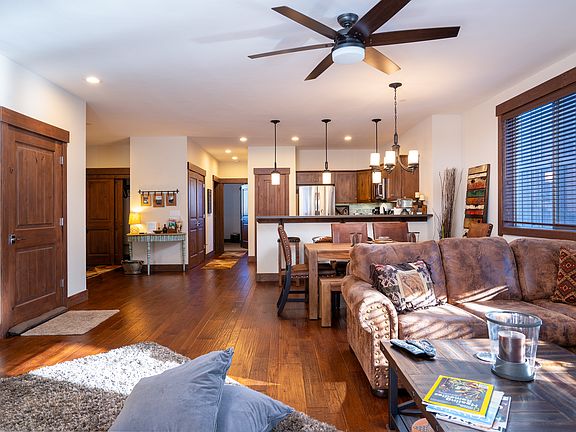 View towards the front of the unit.