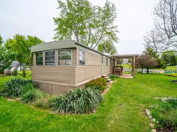 500 Lane 101 Long Beach Lk, Fremont, IN 46737