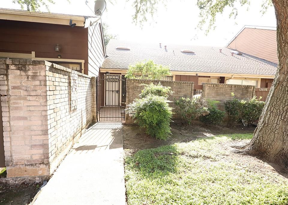 1st image of 12604 Newbrook Dr