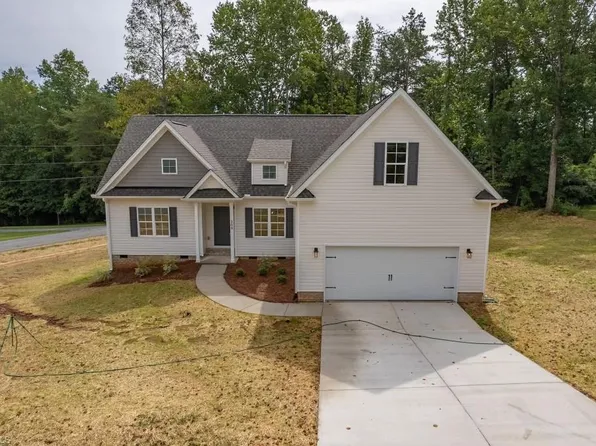 209 Hill St, Winston Salem, NC 27107