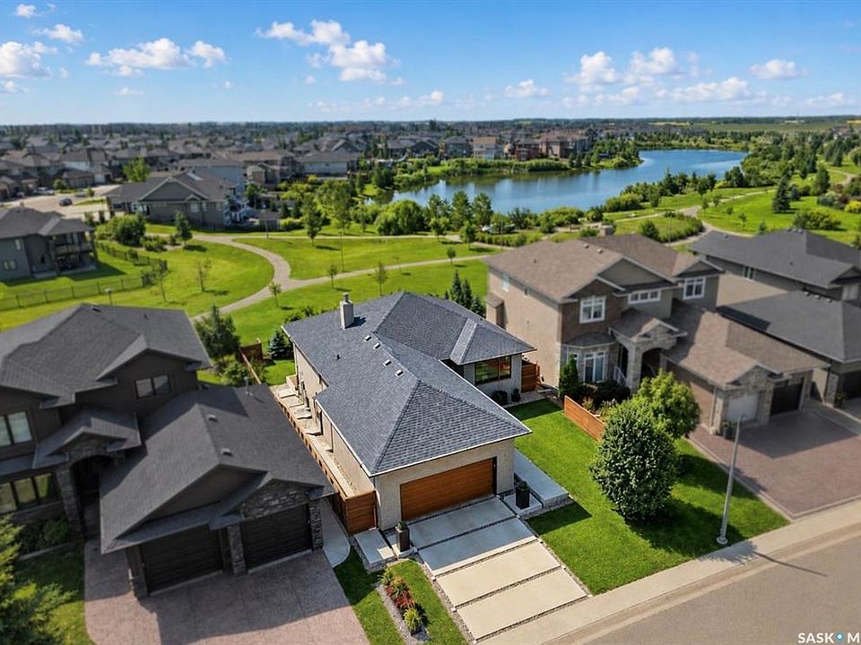 1st image of 254 Whalley CRESCENT