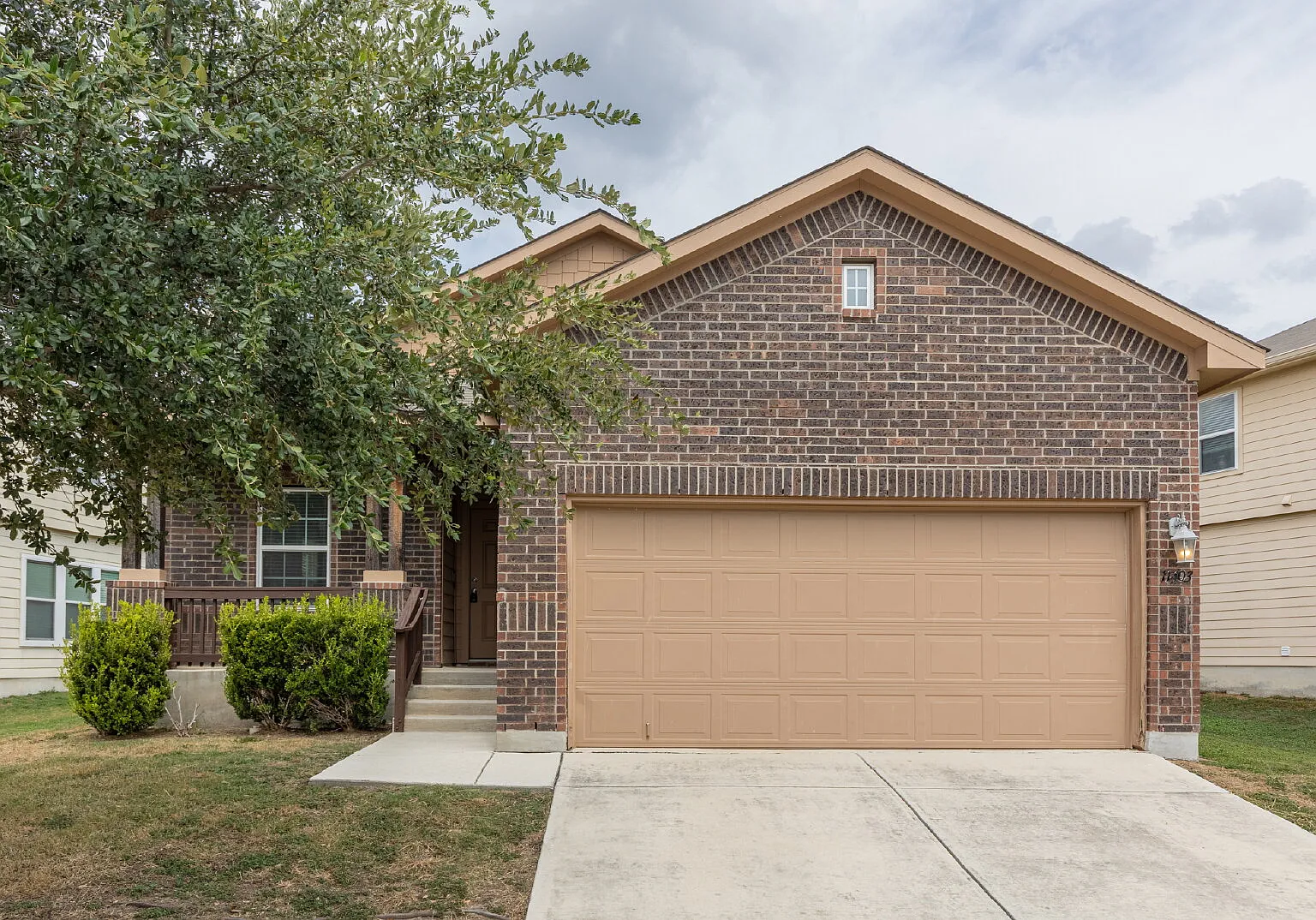 3 bed, 2.0 bath, 1600 sqft, $1,795 — Photo 1