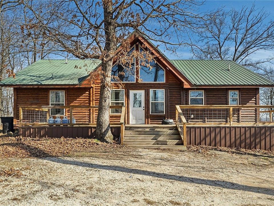 1st image of 10557 Devils Den Rd