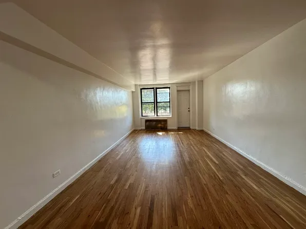 20-30 Elk Drive image 4 of 18