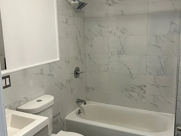 100 S 4th St #2B — Photo 7