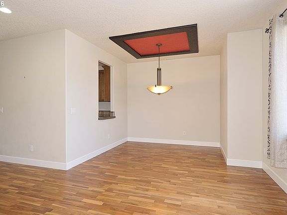 4th image of 3415 NE 80th St