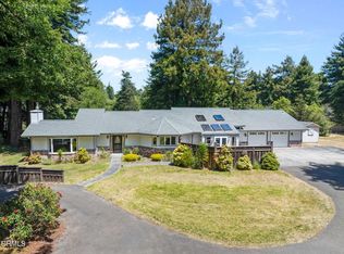370 Dennison Ln, Fort Bragg, CA 95437
