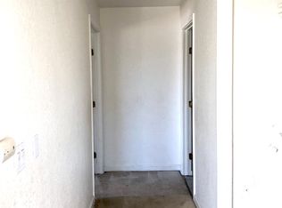 9421 B St, Oakland, CA