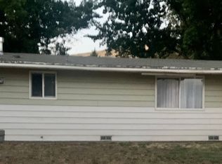 1759 Carlson Dr, Klamath Falls, OR