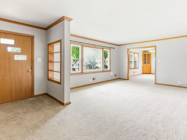 3511 Mitchell Ave — Photo 10