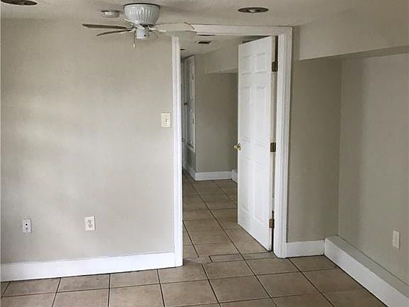 5th image of 1005-07 Gordon St