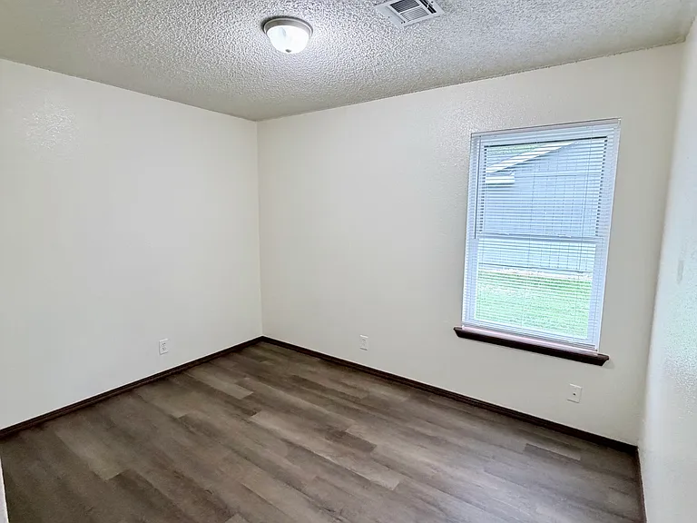 8416 N 116th Pl E — Photo 14