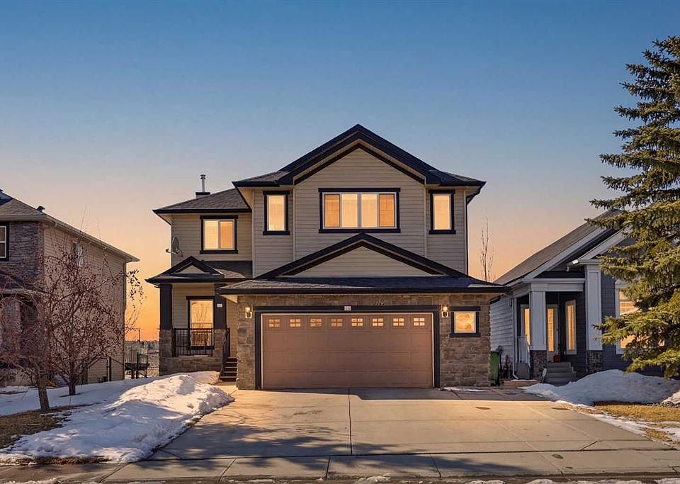 1st image of 212 NE Springmere Rd