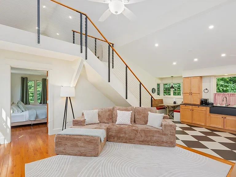 662 Hurricane Rd — Photo 45