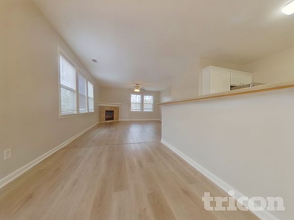 3rd image of 5275 Argyll Ln