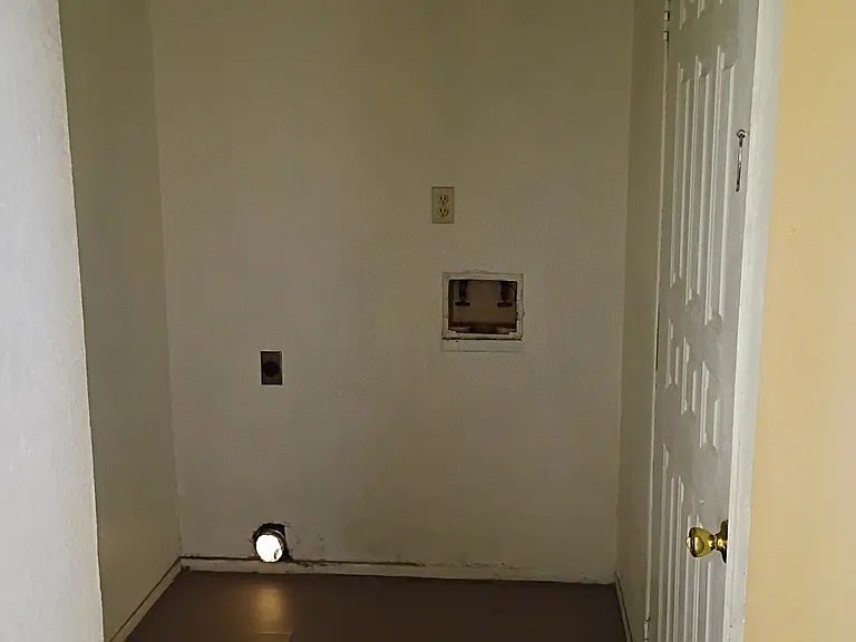 1234 Royal Crown Dr — Photo 20
