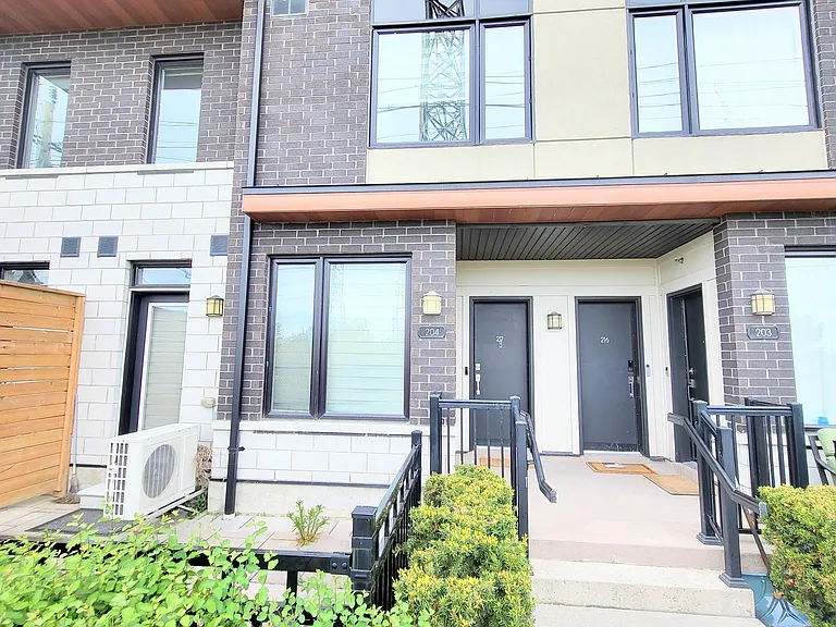 1555 Kingston Rd #204 — Photo 2