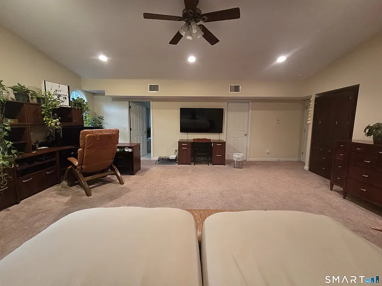 156 Fieldcrest Dr — Photo 22