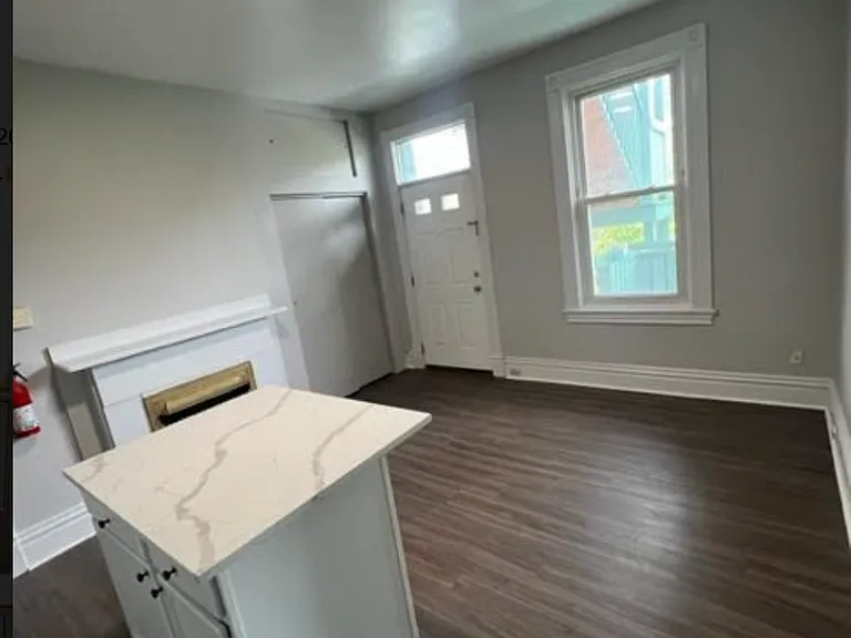 5730 Summerlea/Holden Street - Apartments - (Full Service) — Photo 4