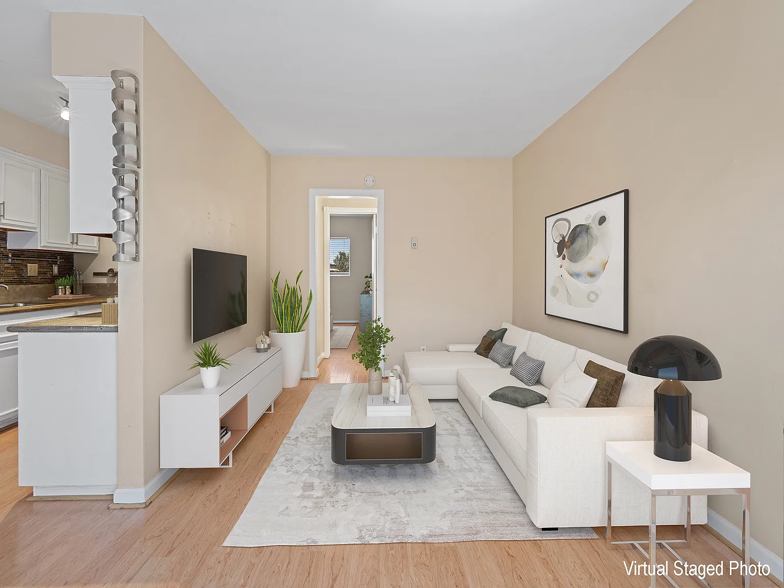 1 bed, 585 sqft, $1,600 — Photo 2