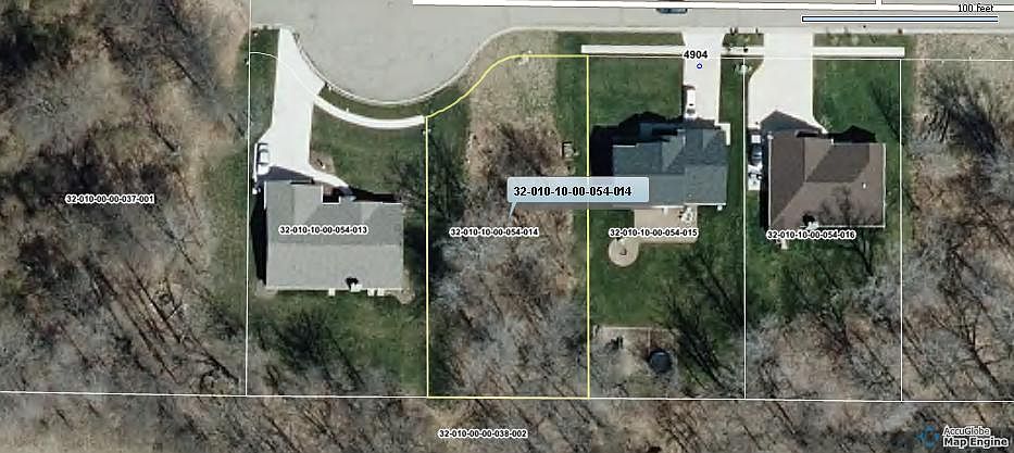 2nd image of 4896 Thelma St