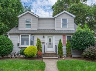 6 Stone St, Bloomfield, NJ 07003