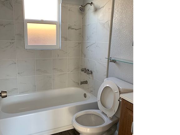 2nd image of 13808 Avalon Blvd