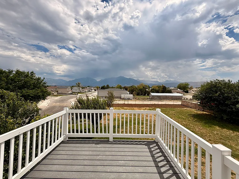 12397 S 3240 W — Photo 10